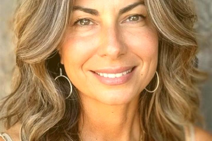 Alice, 34, a brunette grey-eyed caucasian companion based in Courcoury. Offering Prostate Massage, Tantra, A-Level, GFE. Available for incall and outcall, ov...
