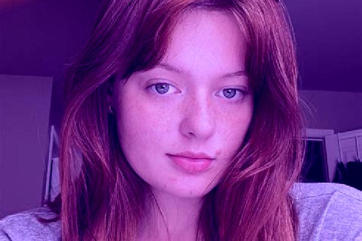 Alice, 34, a chestnut blue-eyed caucasian companion based in Jelesnia. Offering GFE, Massage, Dinner Date. Available for incall and outcall, day and evening ...
