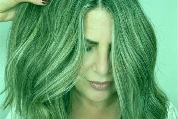 Alice, 34, a dark blonde grey-eyed mixed companion based in Mrongi Daja. Offering Erotic Massage, Dinner Date, A-Level, Overnight. Available for incall and o...
