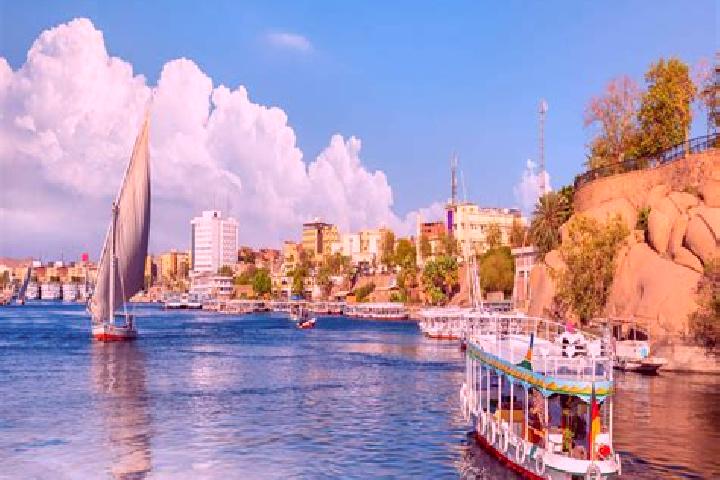 Alice, 34 — Escort in Dishna, Egypt