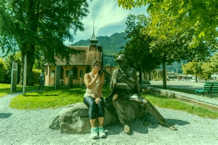 Alice, 34 — Escort in Meiringen, Switzerland