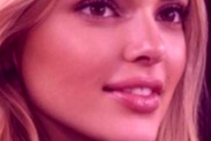 Alice, 35, a dark blonde brown-eyed caucasian companion based in Houtigehage. Offering A-Level, Girlfriend Experience, Party Girl, Travel Companion, GFE. Ava...