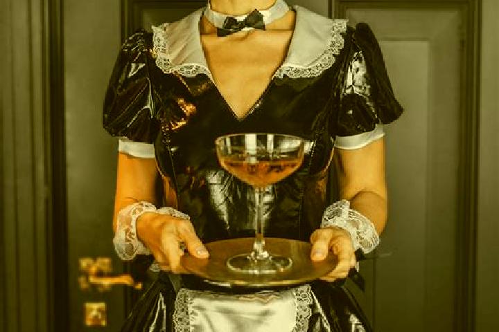 Alice, 35, a dark blonde hazel-eyed european companion based in Beulich. Offering Roleplay, Travel Companion, Striptease, BDSM. Available for incall and outc...