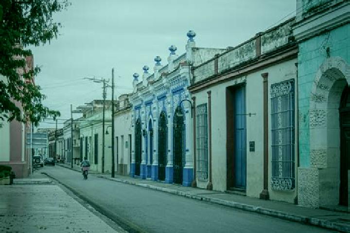 Alice, 35 — Escort in Jimaguayu, Cuba