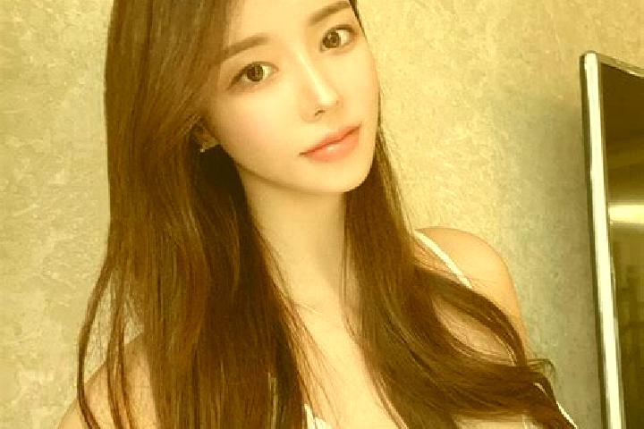 Alice, 35 — Escort in Xiaohemiao, China