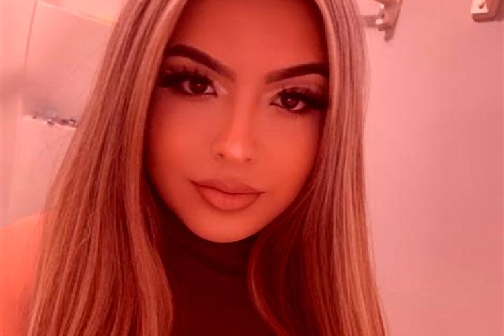 Alice, 36, a blonde brown-eyed latina companion based in Berezovyy. Offering BDSM, Party Girl, Couples, Overnight. Available for incall and outcall, day and ...