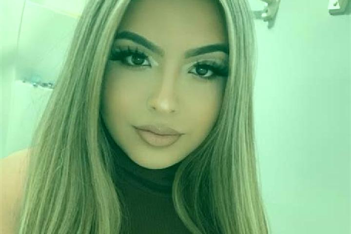 Alice, 36, a blonde grey-eyed latina companion based in Leitrim. Offering Striptease, Duos, Prostate Massage. Available for incall and outcall, day and eveni...