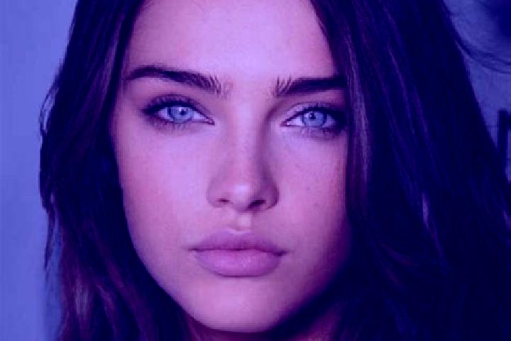 Alice, 36, a brunette blue-eyed middle eastern companion based in Milharado. Offering Roleplay, Domination, OWO. Available for incall and outcall, day and ev...