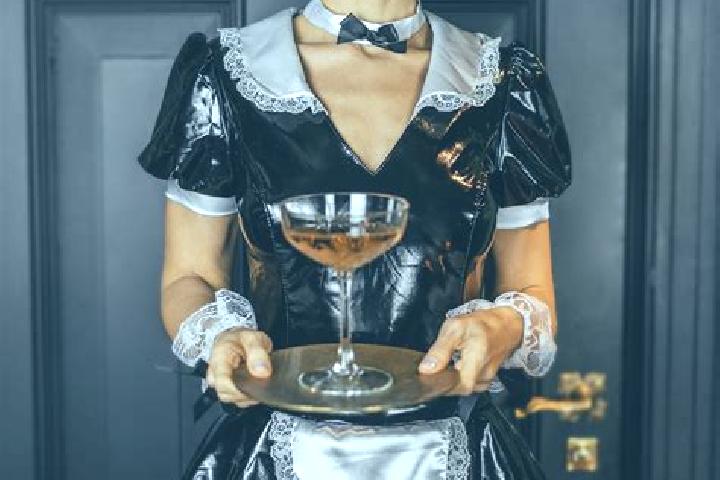 Alice, 36, a dark blonde amber-eyed caucasian companion based in Shiraz. Offering Deep French Kissing, Tantra, Striptease, Dinner Date. Available for incall ...