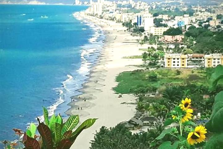 Alice, 36 — Escort in Atacames, Ecuador