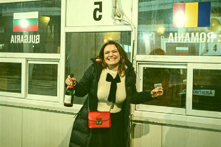 Alice, 36 — Escort in Corobai, Romania