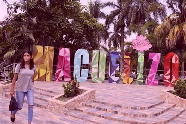Alice, 36 — Escort in Macuelizo, Honduras