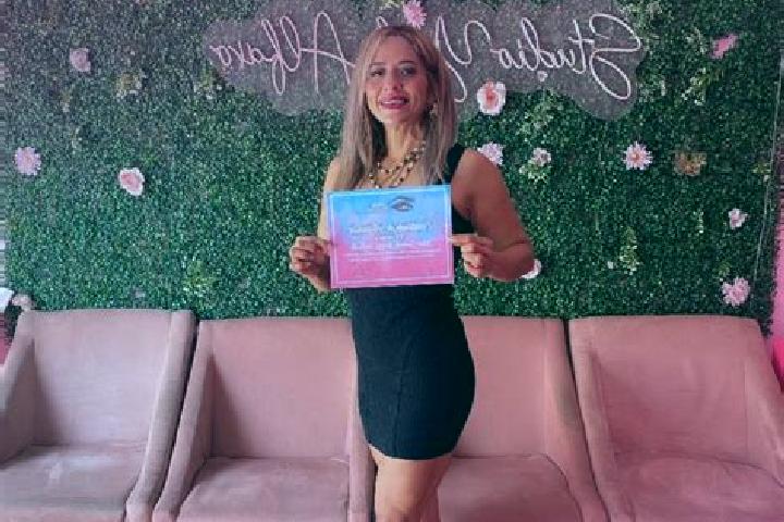 Alice, 36 — Escort in Vallecillo, Spain