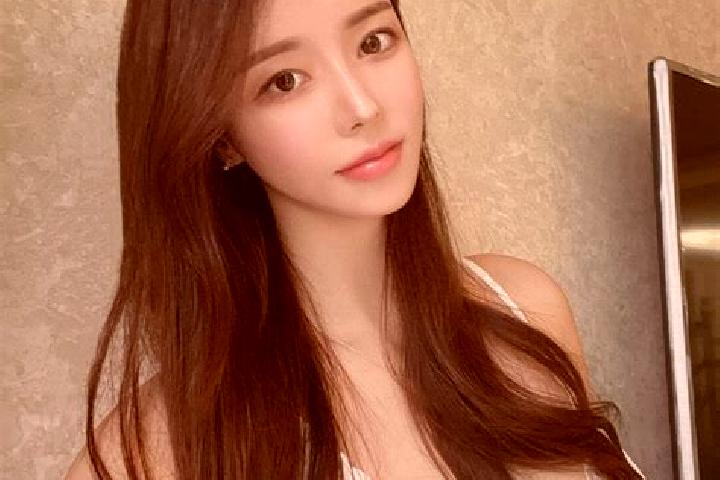 Alice, 37 — Escort in Maojing, China