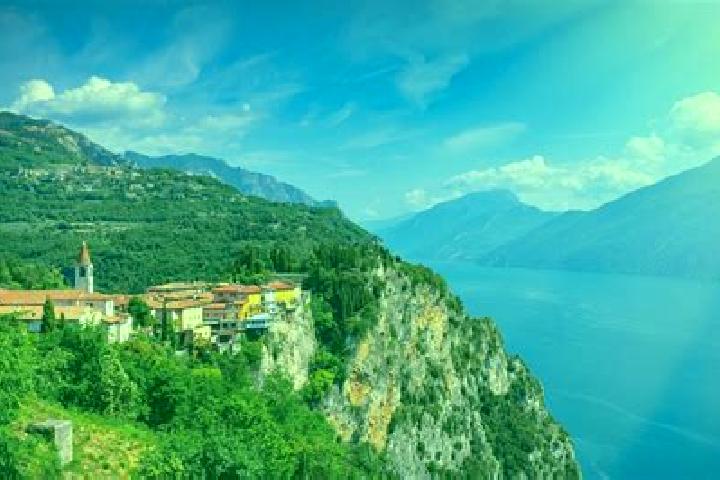 Alice, 37 — Escort in Puegnago sul Garda, Italy