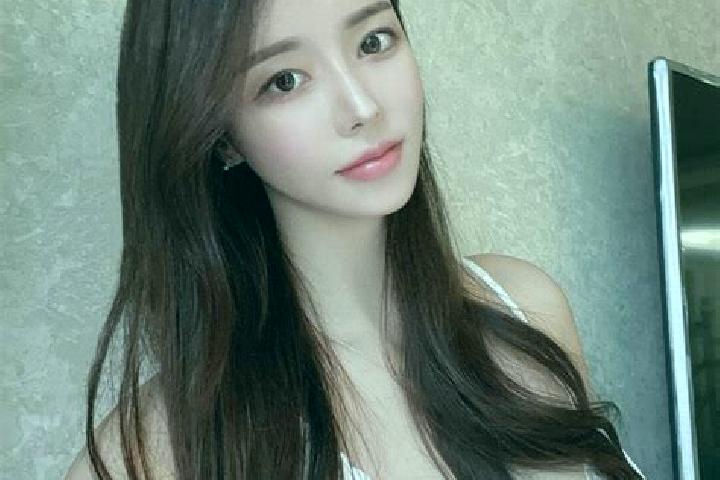 Alice, 37 — Escort in Xinqian, China