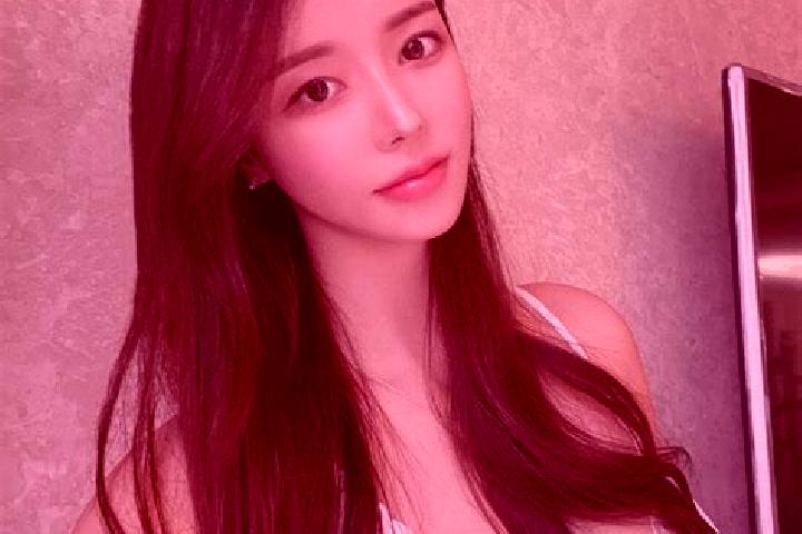 Alice, 37 — Escort in Yunmenling, China