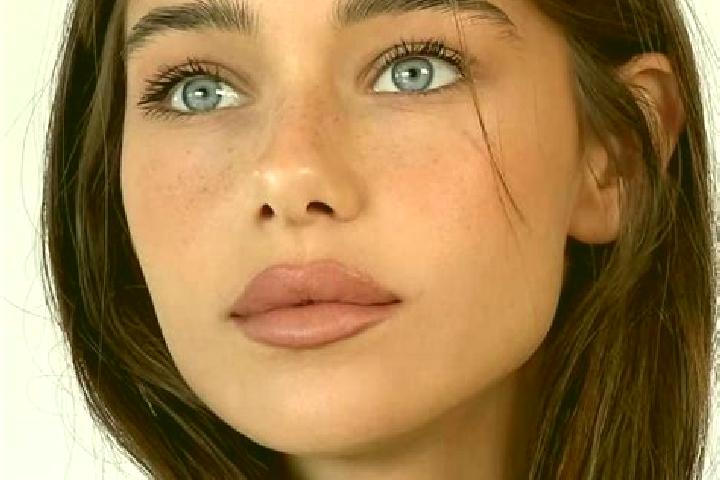 Alice, 38, a brunette blue-eyed slavic companion based in Laxe. Offering Travel Companion, Deep French Kissing, A-Level, CIM. Available for incall and outcal...