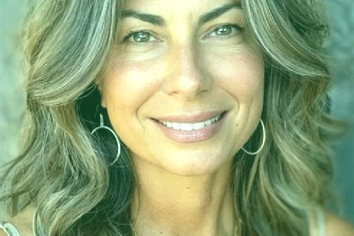 Alice, 38, a brunette grey-eyed latina companion based in Filabad. Offering Couples, Fetish, Massage, Girlfriend Experience, Tantra. Available for incall and...
