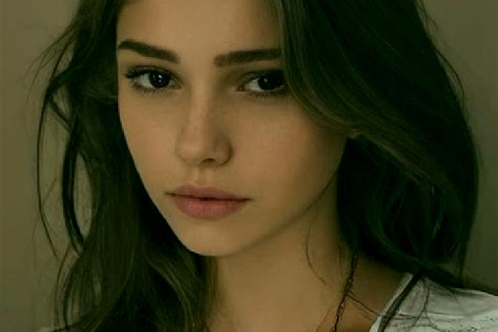 Alice, 38, a chestnut grey-eyed slavic companion based in Namutumba. Offering Fetish, Duos, Deep French Kissing, Massage. Available for incall and outcall, d...