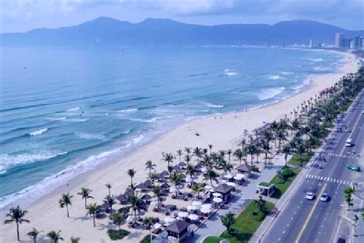 Alice, 38 — Escort in My Khe, Vietnam