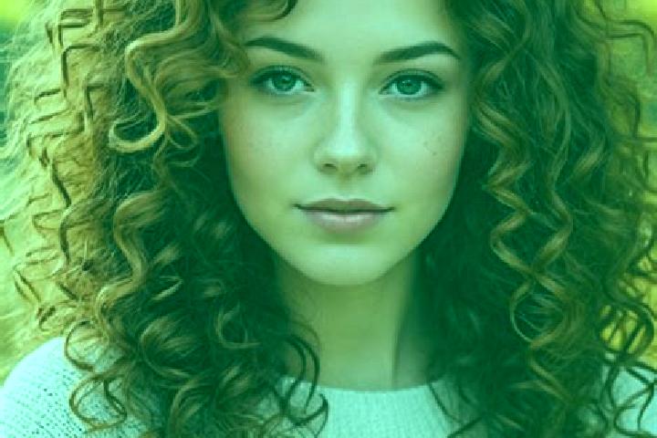 Alice, 39, a auburn grey-eyed slavic companion based in Ponte nell Alpi. Offering CIM, Erotic Massage, Tantra, Travel Companion. Available for incall and out...