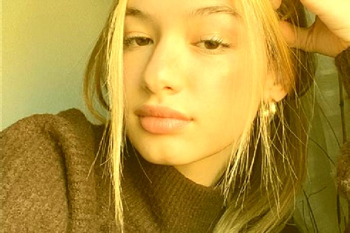Alice, 39, a blonde brown-eyed ebony companion based in Otsem. Offering Massage, Domination, Deep French Kissing, Overnight. Available for incall and outcall...