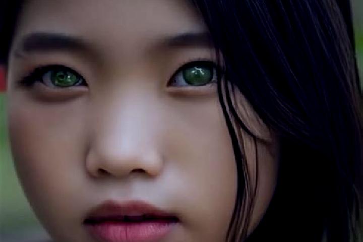 Alice, 39, a brunette green-eyed asian companion based in Sunset Valley. Offering Roleplay, Girlfriend Experience, BDSM. Available for incall and outcall, da...