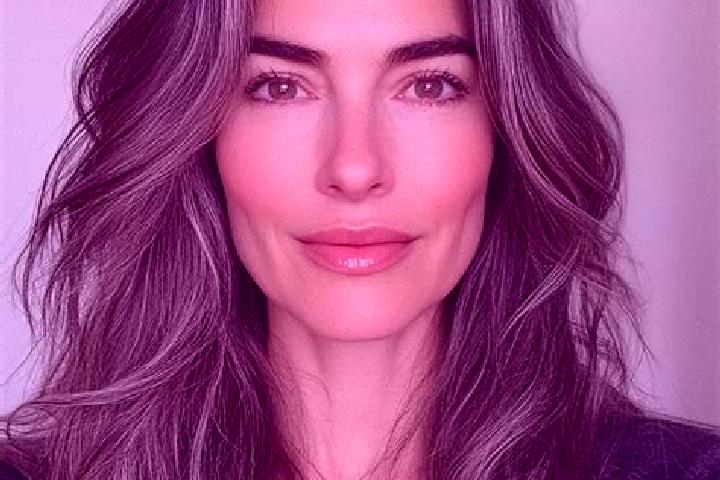 Alice, 39, a brunette grey-eyed mixed companion based in Erlong. Offering BDSM, Domination, Girlfriend Experience. Available for incall and outcall, overnigh...