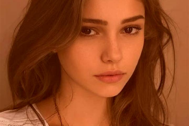 Alice, 39, a brunette grey-eyed slavic companion based in Panalipan. Offering Girlfriend Experience, Overnight, Tantra, A-Level. Available for incall and out...