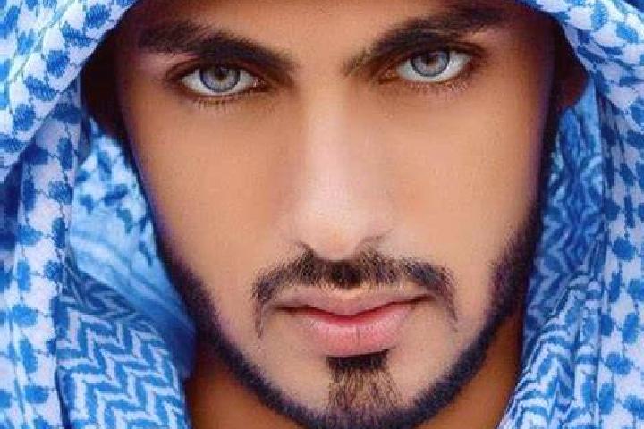 Alice, 39, a chestnut dark-eyed middle eastern companion based in Colon. Offering Couples, Overnight, OWO, Travel Companion. Available for incall and outcall...
