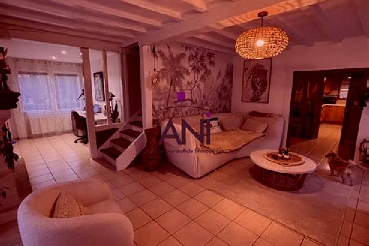 Alice, 39 — Escort in Dampierre, France