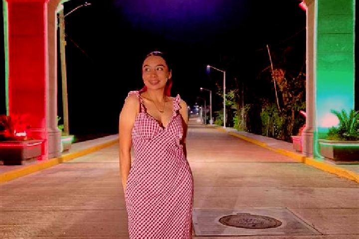 Alice, 39 — Escort in Hidalgotitlan, Mexico