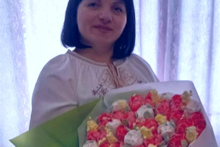 Alice, 39 — Escort in Muzhyliv, Ukraine