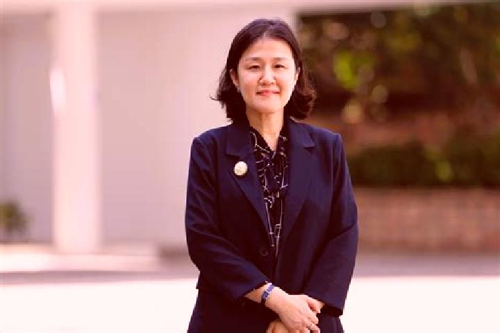 Alice, 39 — Escort in Sinwon-up, North Korea