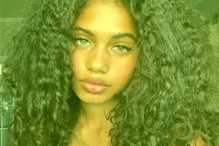 Amelia, 20, a auburn blue-eyed ebony companion based in Chesterfield Court House. Offering Duos, Massage, Dinner Date. Available for incall and outcall, over...