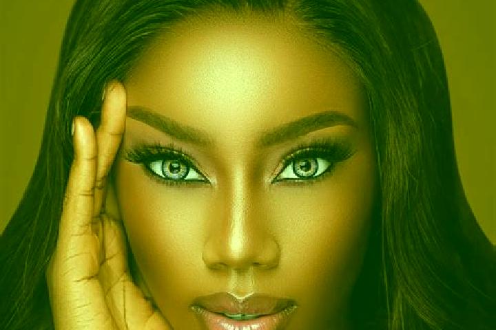 Amelia, 20, a chestnut blue-eyed ebony companion based in Lengue Kouadjokro. Offering Fetish, Couples. Available for incall and outcall, day and evening dates.