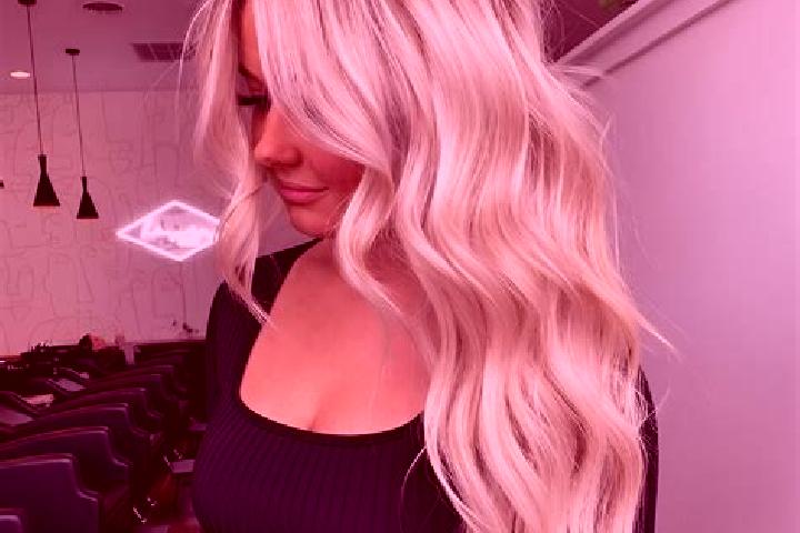 Amelia, 20, a platinum blonde amber-eyed ebony companion based in Rudolftelep. Offering Duos, OWO, Prostate Massage, Domination. Available for incall and out...