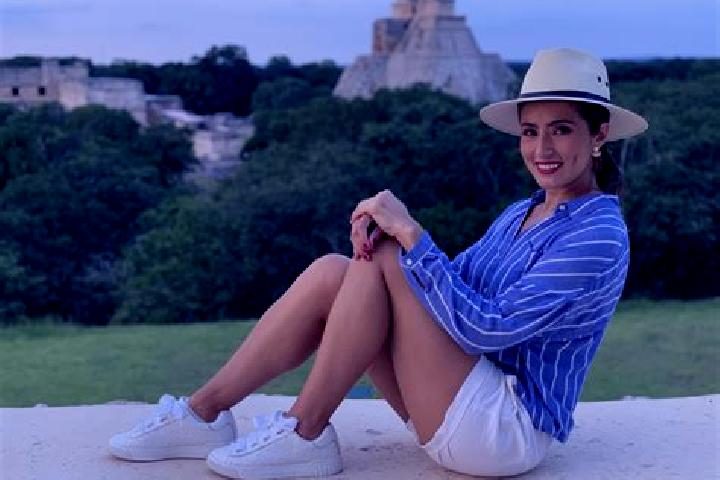 Amelia, 20 — Escort in Cocotitlan, Mexico