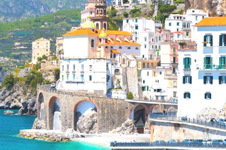 Amelia, 20 — Escort in Montan-Angelin-Arensod, Italy