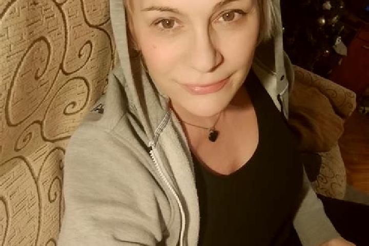 Amelia, 20 — Escort in Szeremle, Hungary