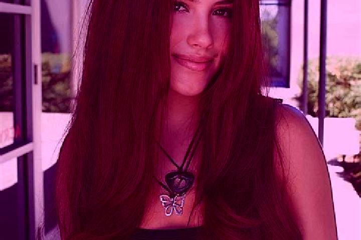 Amelia, 21, a auburn brown-eyed european companion based in Bukonyo. Offering Travel Companion, Striptease, Party Girl. Available for incall and outcall, day...