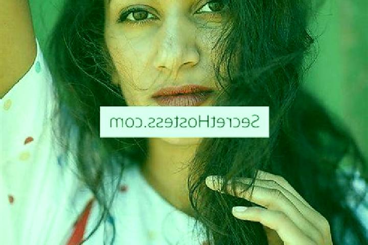 Amelia, 21, a black grey-eyed indian companion based in Devon Park. Offering 69, Striptease, A-Level, Travel Companion. Available for incall and outcall, ove...