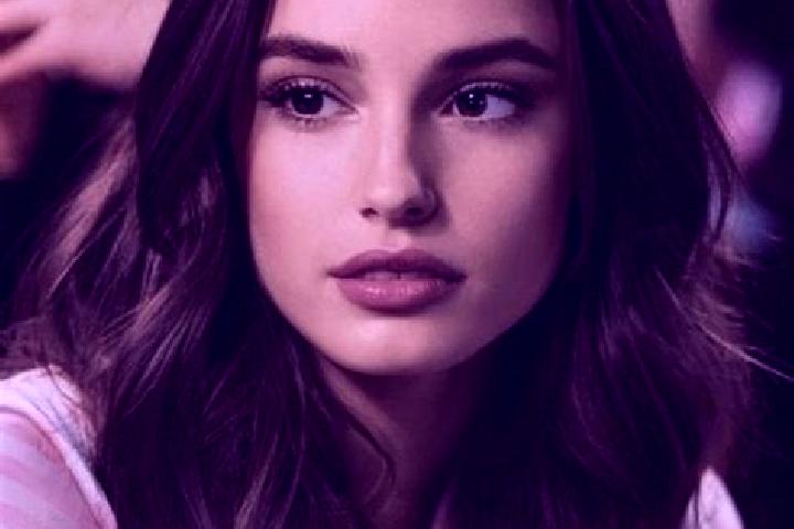 Amelia, 21, a brunette brown-eyed ebony companion based in Manjesti. Offering Erotic Massage, Striptease, Prostate Massage, OWO. Available for incall and out...