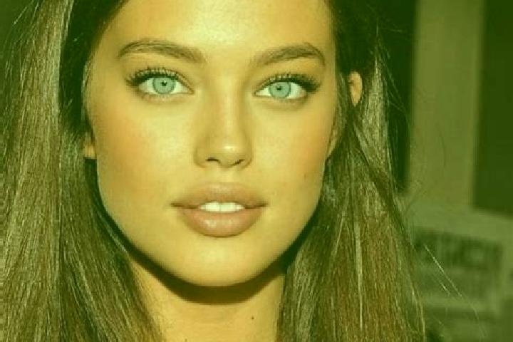Amelia, 21, a chestnut blue-eyed caucasian companion based in Avinyonet de Puigventos. Offering OWO, Couples, 69. Available for incall and outcall, day and e...