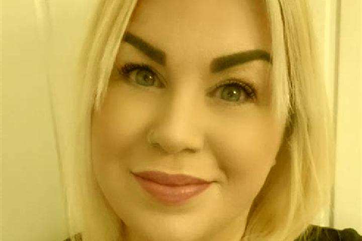 Amelia, 21 — Escort in Dursley, United Kingdom