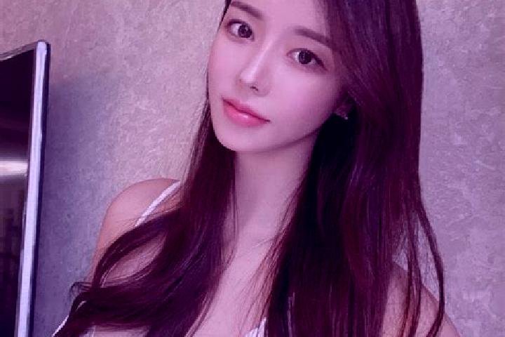 Amelia, 21 — Escort in Erdaohe, China