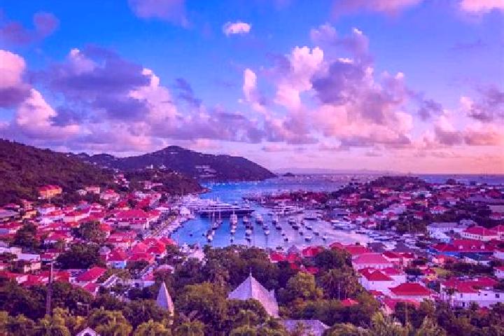 Amelia, 22 — Escort in Gustavia, Saint Barthelemy