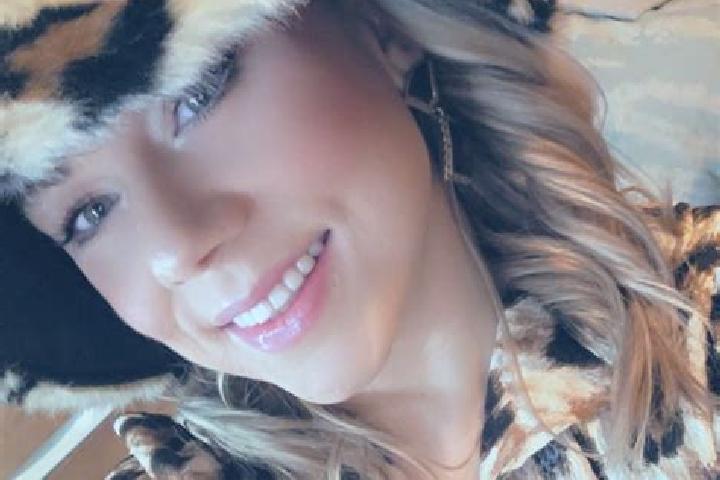 Amelia, 22 — Escort in Westfort, Canada