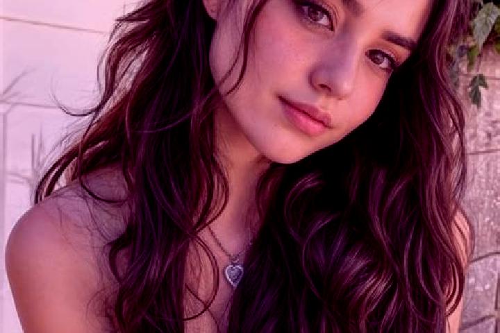 Amelia, 23, a auburn amber-eyed indian companion based in Santu Floresti. Offering Domination, Fetish, Overnight. Available for incall and outcall, day and e...